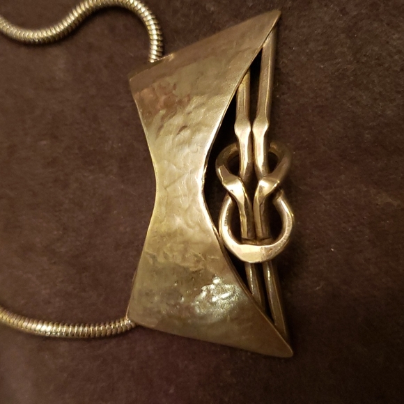 BAER SF NECKLACE - Picture 2 of 5